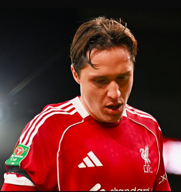 玖富配资 2-1！11.2亿豪门三线作战全胜 1.3亿标王首球 神锋绝杀庆祝被罚下